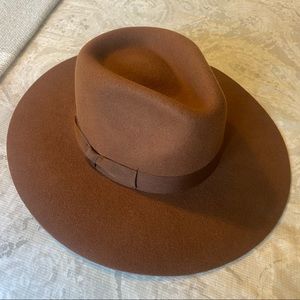 NEW 100% wool hat 🤠